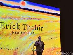 Erick Thohir Buka Pameran Tunggal Srihadi Soedarsono