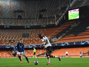 Digelar Tertutup, Duel Valencia Vs Atalanta Tetap Ditonton Satu Fan