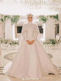 Inspirasi Gaun Pengantin Muslimah Ala Artis Indonesia