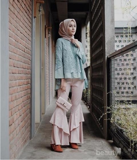 Ladies, Saatnya Tampil Menakjubkan dengan Outfit Celana Untuk Kondangan