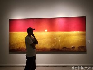 44 Lukisan Maestro Srihadi Soedarsono Mejeng di Pameran Man x Universe