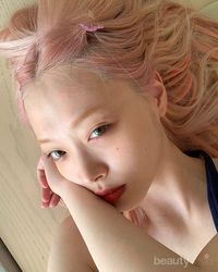 Sulli Ex Member Girl Grup Korea F(x) Meninggal Dunia