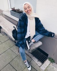 Suka Casual Hijab? Inspirasi Outfit Hijab Casual Ala Selebgram Luar ...