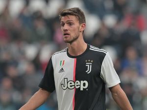 Barcelona dan Manchester City Rebutan Bek Juventus Ini? Barcelona dan Manchester City Rebutan Bek Juventus Ini?