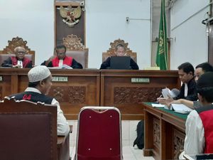 Pembantu Akui Bantu Aulia Kesuma Bunuh Pupung-Dana: Saya Awalnya Tak Mau Pembantu Akui Bantu Aulia Kesuma Bunuh Pupung-Dana: Saya Awalnya Tak Mau