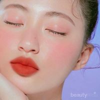 Gesit Cuma 5 Menit, Begini Cara Pakai Blush On Untuk Pemula