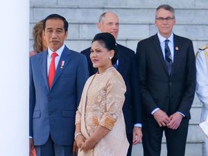 Cerita Jokowi Beli Durian Mahal untuk Iriana: Tapi Rasanya Nggak Enak