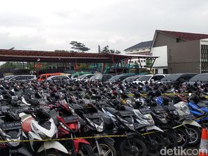 Mirip di Showroom, Ratusan Kendaraan Dipamerkan di Mapolda Jabar