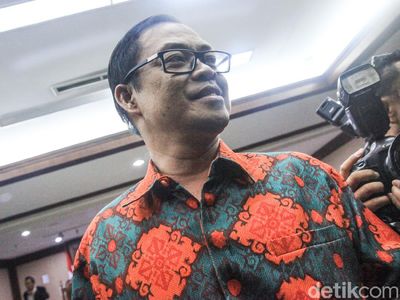 Perantara Suap Akil Mochtar Divonis 4 Tahun 6 Bulan Penjara