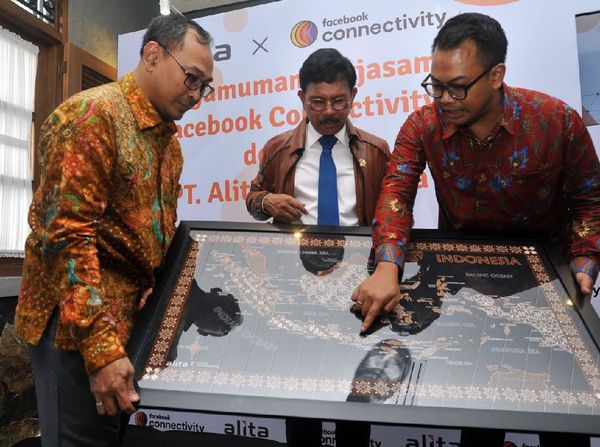 Ekspansi Menkominfo Perluas Penyediaan Jaringan Internet Indonesia