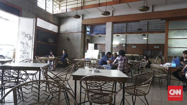 Nostalgia Kuliner Belanda Tempoe Doeloe di Bandung