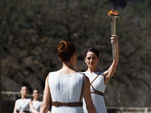 Melihat Lebih Dekat Seremoni Penyalaan Obor Olimpiade