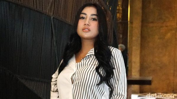 Penampilan Pamela Safitri yang Lebih Tertutup