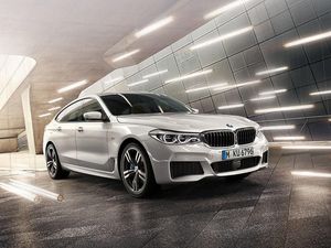 Pertama Kali di Indonesia, BMW Launching Mobil Lewat Youtube