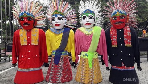Jangan Sampai Hilang Tradisi Tradisi Unik Betawi Ini Wajib Dilestarikan