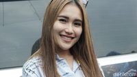 Ini Wajah Via Vallen hingga Ayu Ting Ting Saat SMA, Ada yang Bikin Pangling