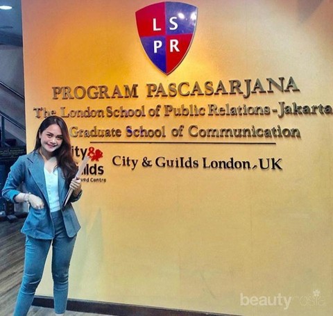 Terkenal Elite Ini Potret Selebgram Asal Kampus Hits Lspr