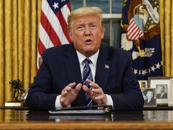 Isi Buku Heboh John Bolton: Trump Minta Bantuan China hingga Soal Uighur