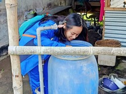 Cegah DBD, Khofifah Ajak Masyarakat Jatim Berantas Sarang Nyamuk