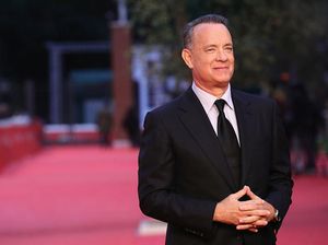 Putra Tom Hanks Bicara soal Kepanikan Adanya Corona