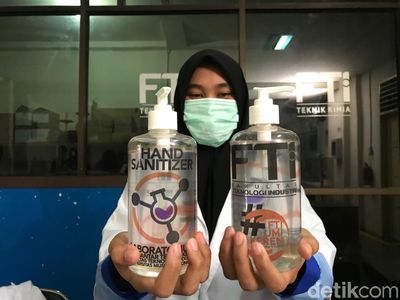 Membuat Hand Sanitizer Alami dari Kulit Jeruk dan Lidah Buaya