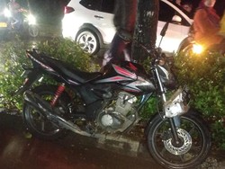 Tabrak Pohon di Bintaro, Pengendara Motor Tewas