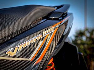 Ketika Vario 150 Berbaju Karbon, Sporty!