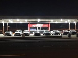 Dealer Inspiratif: Siang Jualan Mobil, Malam Jadi Rumah Tunawisma