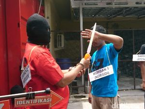 Rekonstruksi Pembacokan 3 Warga Serang, 45 Adegan Diperagakan