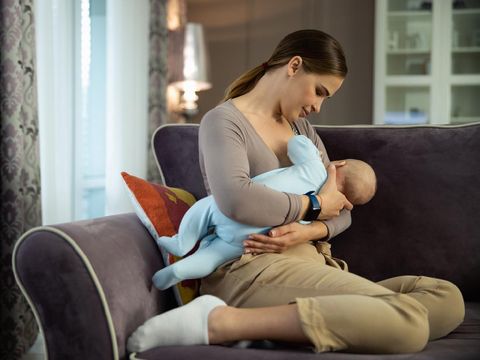 7 Tips Mudah Membangunkan Bayi Agar Mau Disusui