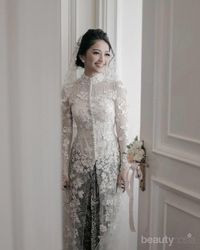 8 Inspirasi Model Kebaya Putih Modern Untuk Akad Nikah