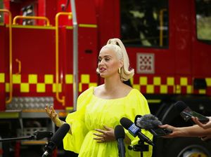 Tetangga di LA, Katy Perry Belum Bertemu Adele yang Sudah Kurus Tetangga di LA, Katy Perry Belum Bertemu Adele yang Sudah Kurus