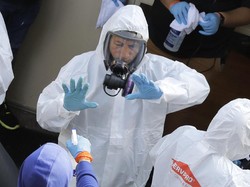 Pemprov Sulsel Salurkan APD, RS Rawat PDP Corona Terbanyak Jadi Prioritas