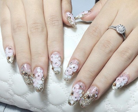 5 Tempat Nail Art di Surabaya untuk Percantik Kuku  di Hari 