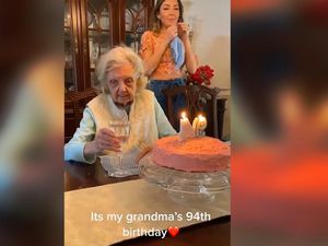 Dapat Kejutan Kue Ultah, Harapan Nenek 94 Tahun Ini Bikin Kaget