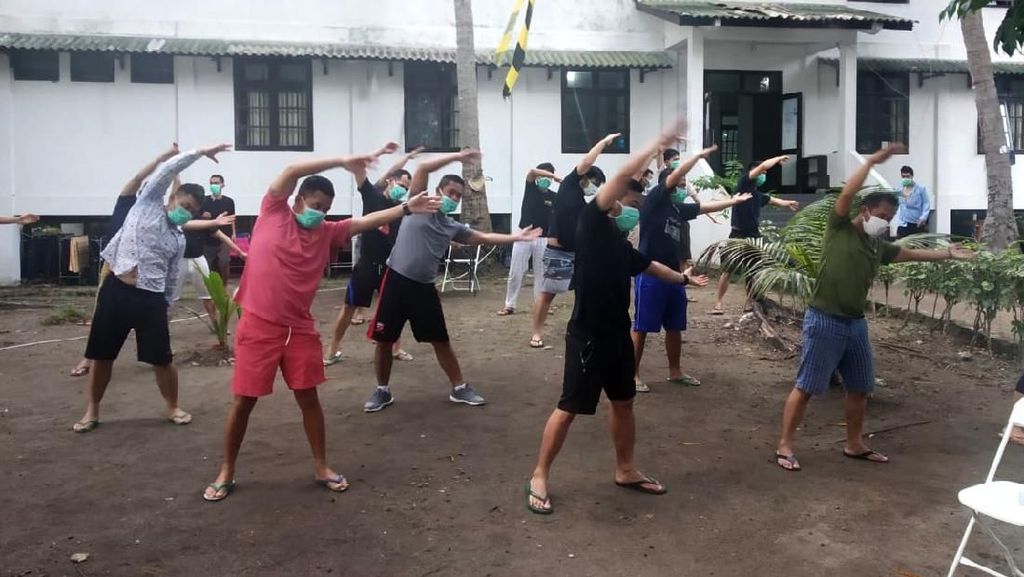 68 ABK Diamond Princess di Pulau Sebaru Kecil Dalam Keadaan Baik 68 ABK Diamond Princess di Pulau Sebaru Kecil Dalam Keadaan Baik