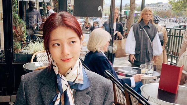 Gaya Kasual Bae Suzy yang Bisa Jadi Inspirasi Busana Kamu Sehari-hari
