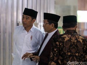 Tangkal Corona, Jokowi Pantau Sterilisasi Masjid Istiqlal