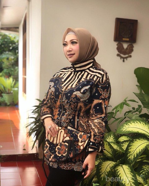 Tak Lagi Lawas 6 Model  Batik Kekinian  Ini Bisa Jadi 