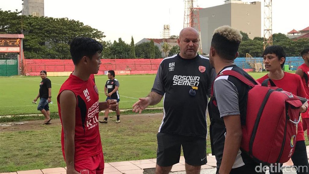 Bojan Hodak mengungkap PSM Makassar sedang menjalani recovery. (Foto: detikcom/Ibnu Munsir)