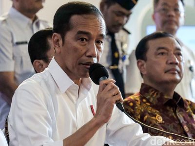 Jokowi Buka-bukaan Penanganan Corona di Indonesia