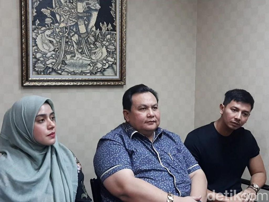 Trio Ikan Asin Divonis Bersalah, Fairuz: Alhamdulillah! Trio Ikan Asin Divonis Bersalah, Fairuz: Alhamdulillah!