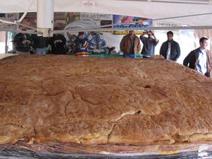 Wow! Inilah Rekor Sandwich Terpanjang hingga Termahal di Dunia Wow! Inilah Rekor Sandwich Terpanjang hingga Termahal di Dunia