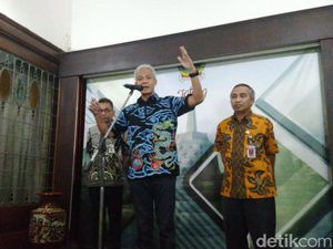 Tenaga Medis yang Periksa Pasien Meninggal Corona di Solo Diliburkan Tenaga Medis yang Periksa Pasien Meninggal Corona di Solo Diliburkan