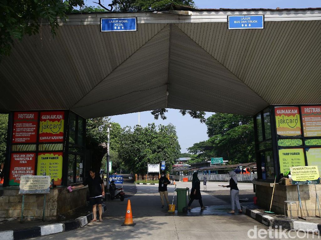 PSBB Transisi DKI, Anak-anak dan Ibu Hamil Dilarang Masuk Tempat Wisata PSBB Transisi DKI, Anak-anak dan Ibu Hamil Dilarang Masuk Tempat Wisata
