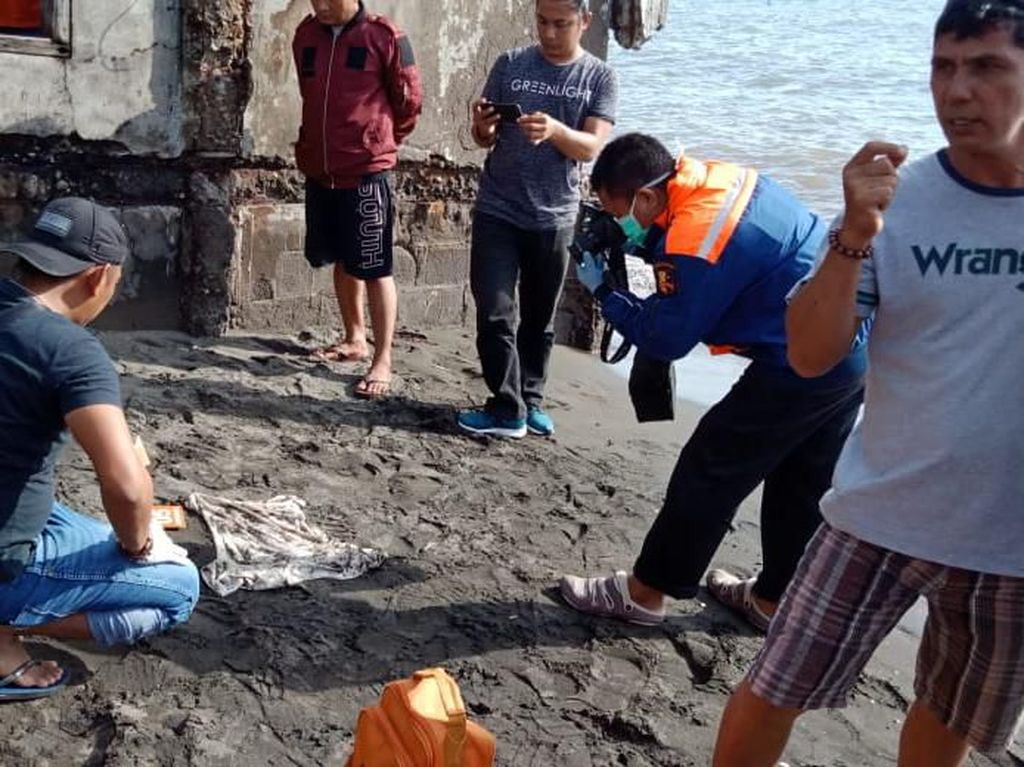 Geger Penemuan Potongan Tangan dan Kaki Bayi di Takalar Sulsel Geger Penemuan Potongan Tangan dan Kaki Bayi di Takalar Sulsel