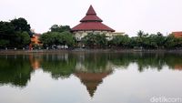 Ncang-Ncing  Nyak-Babe, Setu Babakan Ditutup Sementara