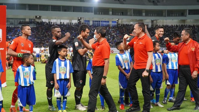 Laga pembuka Liga 2 2020 mempertemukan Persiba Balikpapan dengan Kalteng Putra, Sabtu (14/3/2020) malam WIB.