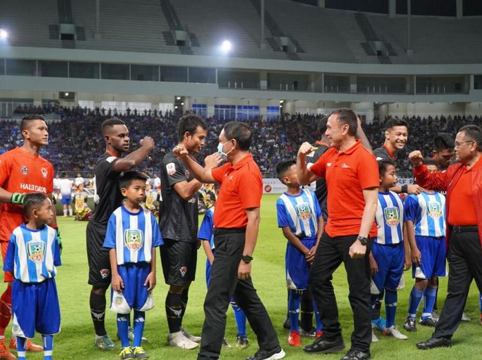 Laga pembuka Liga 2 2020 mempertemukan Persiba Balikpapan dengan Kalteng Putra, Sabtu (14/3/2020) malam WIB.