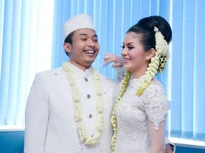 Video: Isak Tangis Intan RJ Pecah di Pemakaman Suami